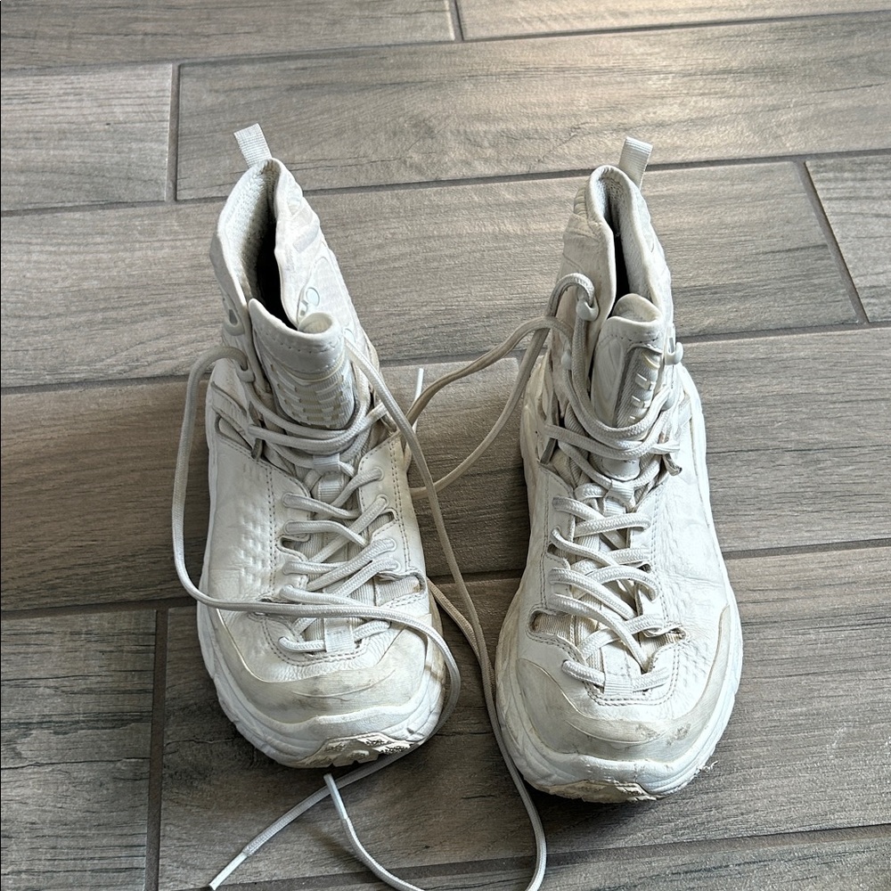 Hoka One One Bodega High Hiking Boots White Womens 8